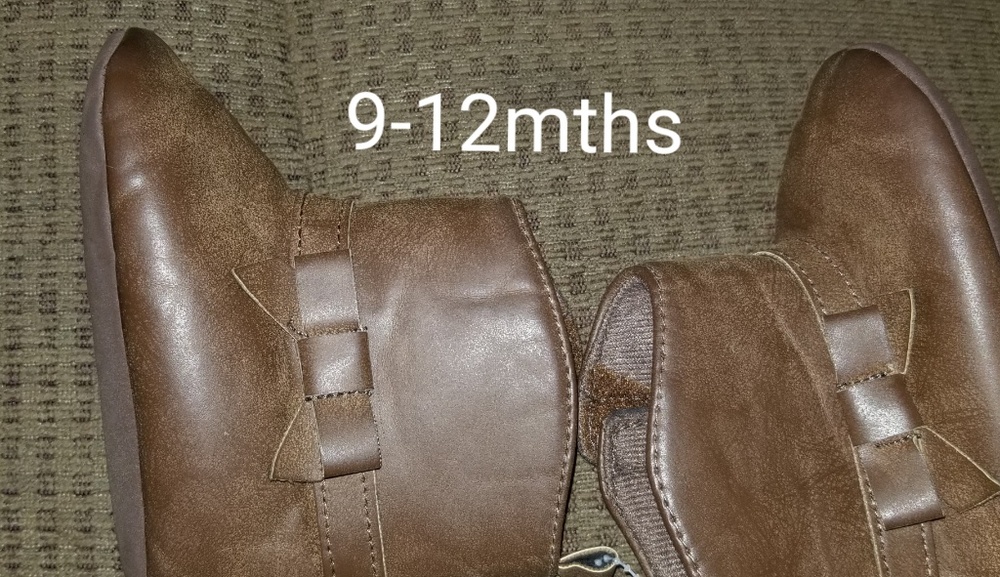 9-12mths baby girl boots